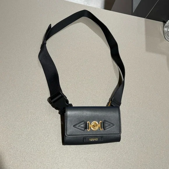 VERSACE MEDUSA MESSENGER BAG - Picture 7 of 8